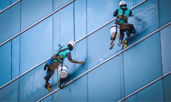 Façade & Exterior Building Cleaning